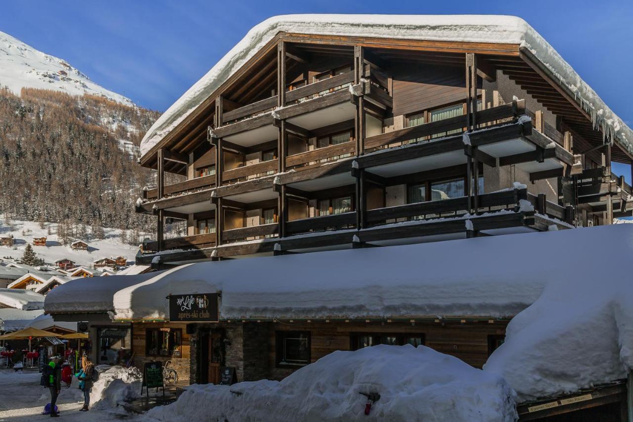 ホテル Ambiente Mountain Style サース フェー エクステリア 写真